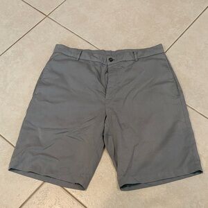 Walter Hagen Men's Slate Gray Flat Front Shorts size 34 Golf